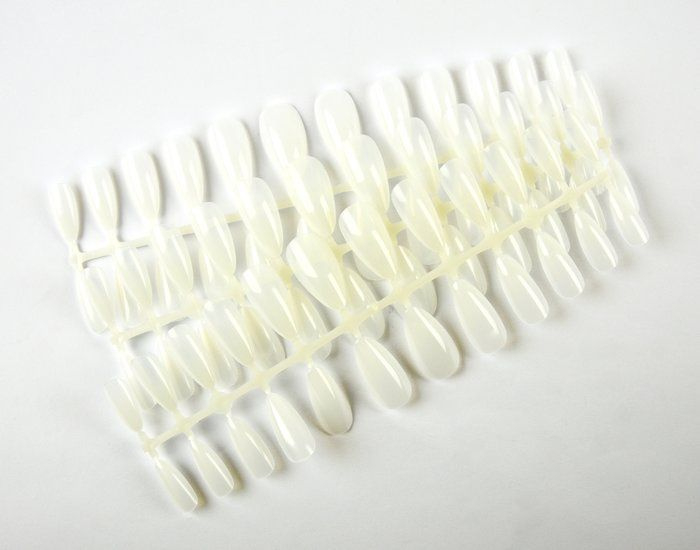 Press- On/ Show tips Almond Naturel tips 72 stuks