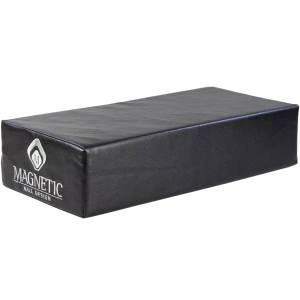 Magnetic Armkussen XL Black met geborduurd logo aan 1 zijde 179002